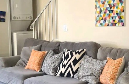 Parkville House | Home for the Holidays Near Baltimore