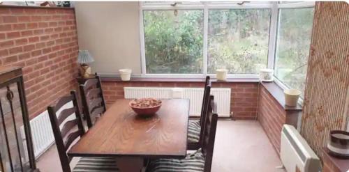 Winshill House | Home in Burton On Trent