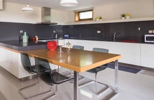 Seixas Cottage | Home in Caminha | Beach | Private Piscine