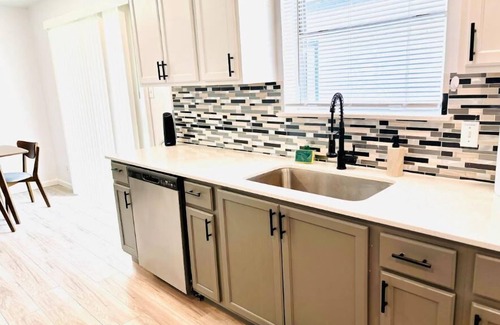 Farmers Branch House | Home in Farmers Branch