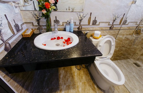 Cam An Hotel | Home River Villa