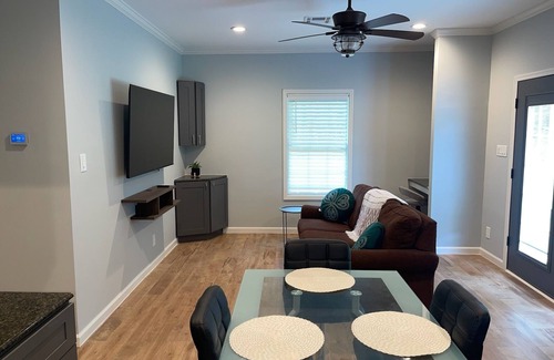 Monroe Apartment | Home Sweet Home - A luxurious escape