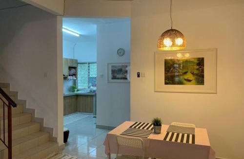 Kampung Rawa House | Home Sweet Home Terrace Landed House