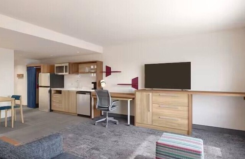 Chelmsford Hotel | Home2 Suites by Hilton Chelmsford Lowell