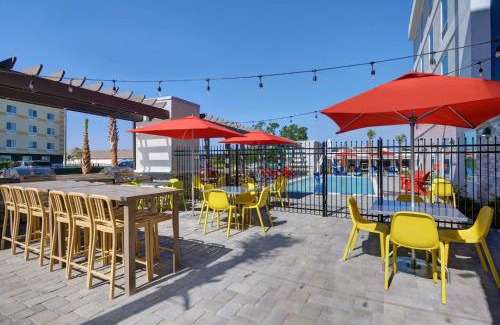 Upper Grand Lagoon Hotel | Home2 Suites By Hilton Panama City Beach, Fl