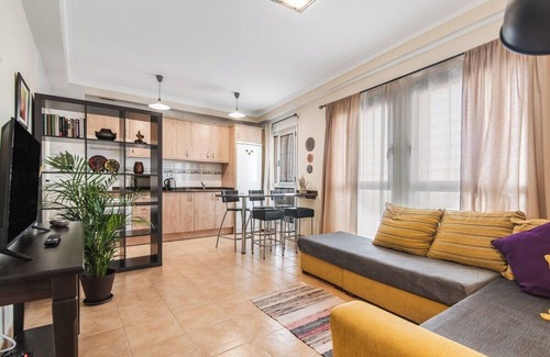 Sardina Apartment | Home2Book Bright Retreat with Pool, Sardina Beach