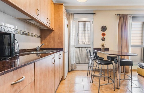 Sardina Apartment | Home2Book Bright Retreat with Pool, Sardina Beach