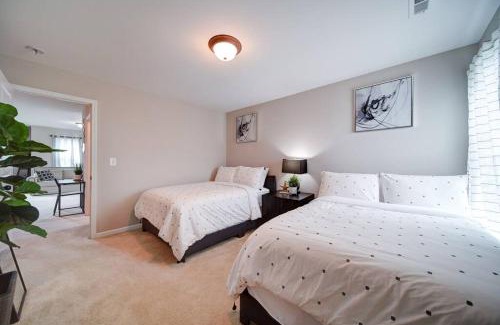 Mount Holly House | Home2Home