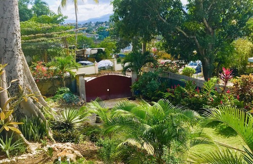 Montego Bay Apartment | HomeAway Private Studio Apartment