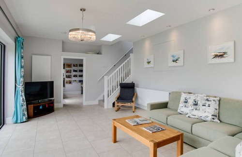Studland House | Homelands in the beautiful Swanage