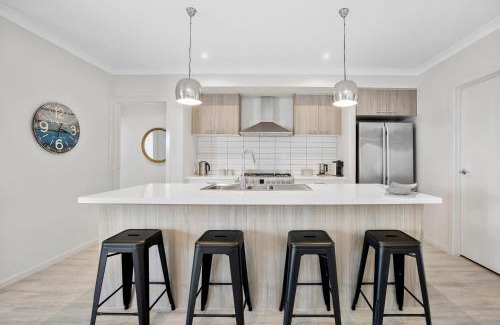 Torquay House | Homely Hunter