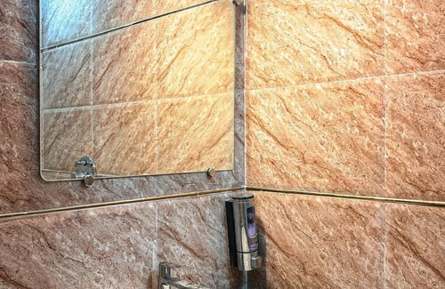 Nashik Apartment | Homely stay at heart of city to easily travel to popular spots of Nashik.