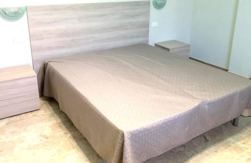 Guardavalle Marina Apartment | Homerez - 300 m away from the beach! Appartement for 4 ppl. with balcony