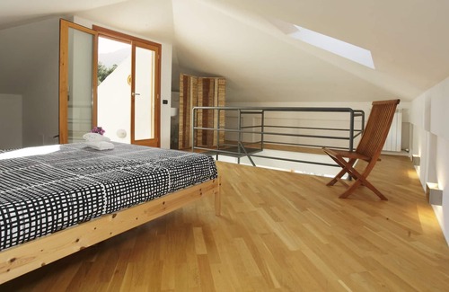 Torre Colonna-sperone House | Homerez - Amazing house 1 km away from the beach for 10 ppl. with shared pool