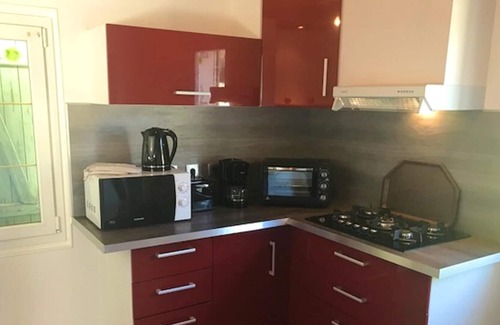 Mouterre-Silly House | Homerez - Amazing house for 3 ppl. with garden and terrace at Mouterre-Silly