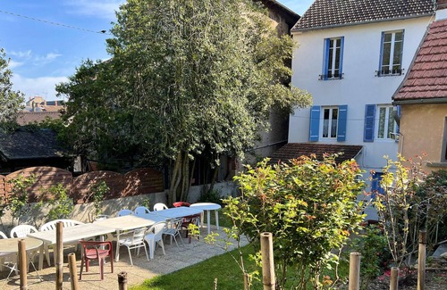 Neris-les-Bains Apartment | Homerez - Amazing appartement for 2 ppl. with balcony at Néris-les-Bains