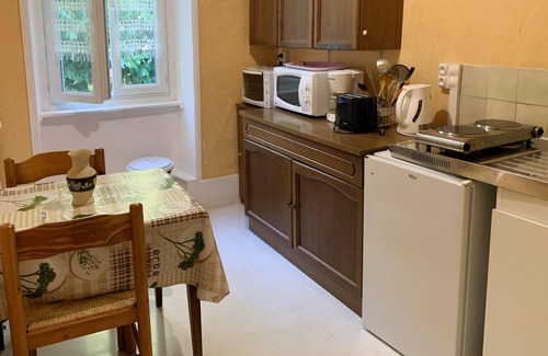 Neris-les-Bains Apartment | Homerez - Amazing appartement for 2 ppl. with balcony at Néris-les-Bains