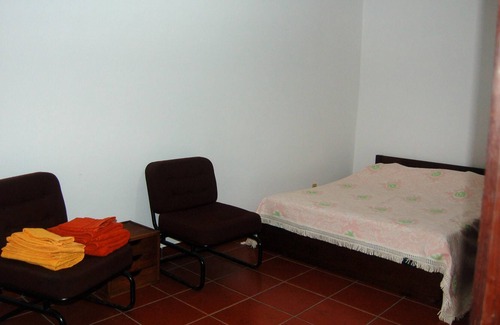 Guarda House | Homerez - Amazing house for 10 ppl. with swimming-pool at Vila Fernando