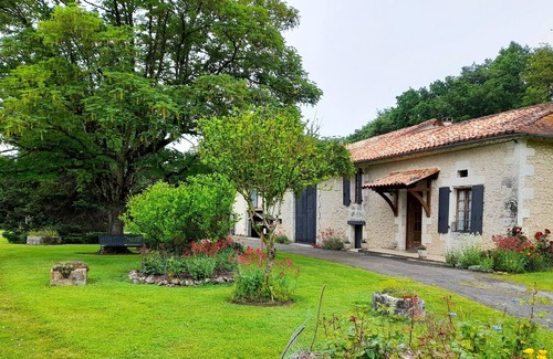 Allemans House | Homerez - Amazing house for 5 ppl. with garden at Allemans