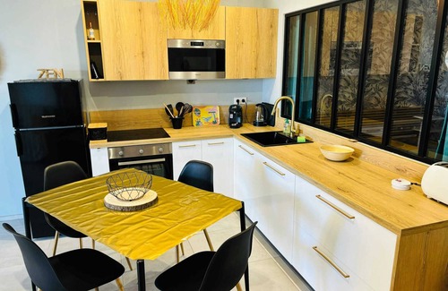 Ajaccio Apartment | Homerez - Apartment Ajaccio sea view
