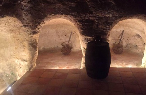 Paratella Apartment | Homerez - Apartment for 6 pers. with swimming pool and garden in Benimarco