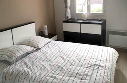 Bagnolet Apartment | Homerez - Apartment in Bagnolet