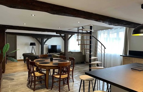 Souvigny Apartment | Homerez - Apartment Souvigny parking