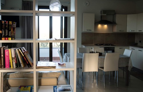 Caiazzo Apartment | Homerez - Appartement for 5 ppl. with shared pool and garden at Bosco di Caiazzo