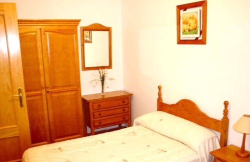 Arroyo Frio Apartment | Homerez - Appartement for 6 ppl. with shared pool and garden at La Iruela