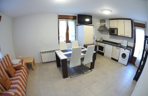 Mogro Apartment | Homerez - Apt. Mogro - Sea view