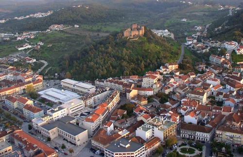 Pombal Apartment | Homerez - Beautiful appartement for 4 ppl. with balcony at Pombal