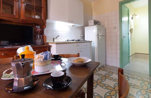 Castelbuono Apartment | Homerez - Beautiful studio 13 km away from the beach for 3 ppl. at Castelbuono