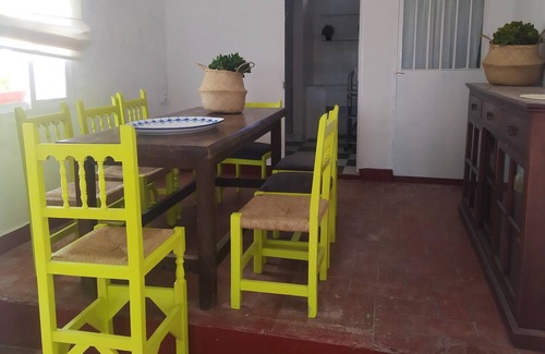 Estepa House | Homerez - Big house for 9 ppl. with shared pool and terrace at Estepa