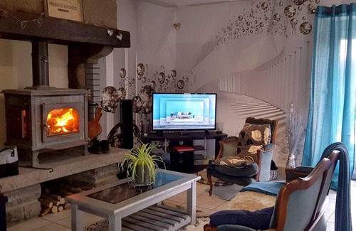 Bourguenolles House | Homerez - Big house for 12 ppl. with garden and terrace at Bourguenolles