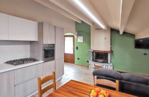 Caprese Michelangelo House | Homerez - Charming house at Caprese Michelangelo