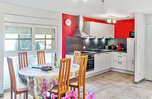 Stotzheim House | Homerez - Charming House in Stotzheim with Garden