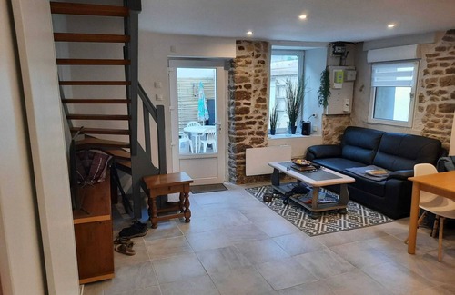 Cerences House | Homerez - Charming house in Cérences with garden 55 m²