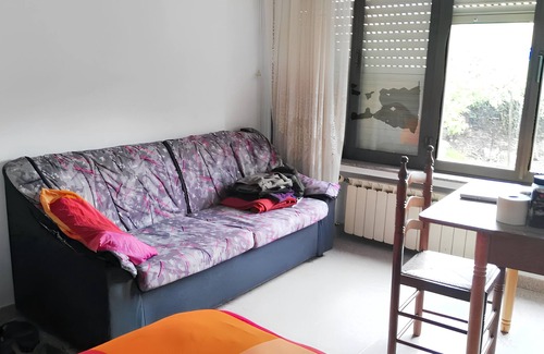 El Cristo y Buenavista Apartment | Homerez - Comfortable Apartment in Oviedo with Mountain View - 60 m²