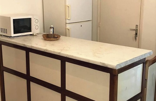 Sainte-Rose Apartment | Homerez - Comfortable Apartment in Sainte-Rose with Shared Pool
