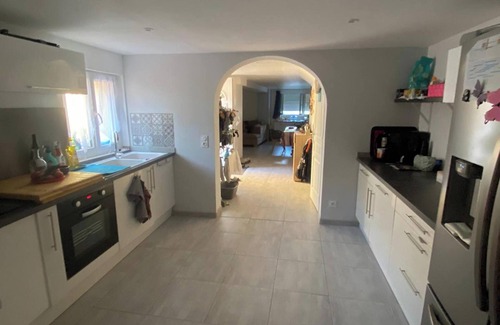 Dreux House | Homerez - Comfortable House in Dreux + Fenced Garden