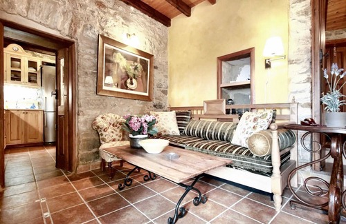 Anatoli House | Homerez - Cosy house with sea and mountain view in Anatoli