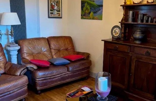 Bozouls House | Homerez - Cozy House near Bozouls with Garden