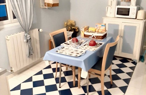 Thilouze Apartment | Homerez - Cozy studio in Thilouze of 55 m² with private garden