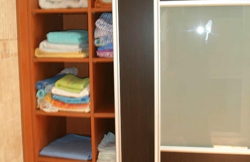Santa Cruz de Tenerife Apartment | Homerez - Beautiful appartement 6 km away from the beach for 4 ppl.