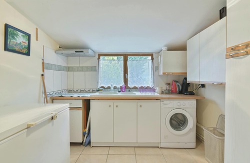 Villenauxe-la-Grande House | Homerez - House with garden in Villenauxe