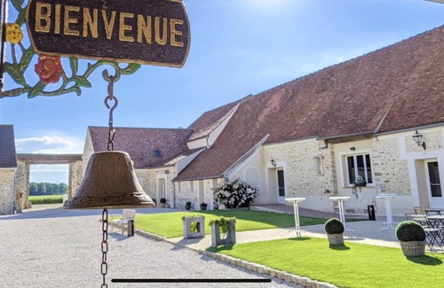 La Houssaye-en-Brie House | Homerez - House for 18 ppl. with jacuzzi and garden at La Houssaye-en-Brie