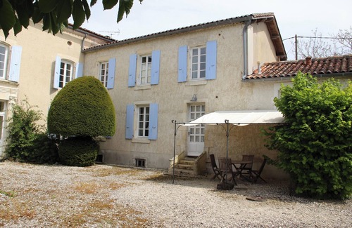 Saint-Palais-du-Ne House | Homerez - House in Saint-Palais-du-Né