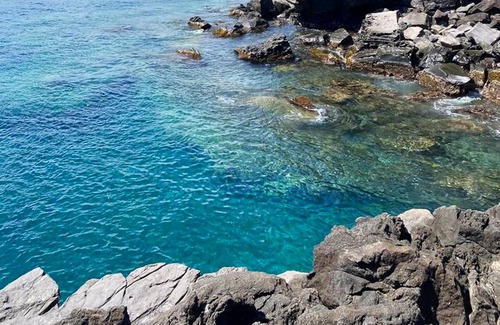 Gourbeyre House | Homerez - House 1 km away from the beach for 6 ppl. with sea view at Gourbeyre