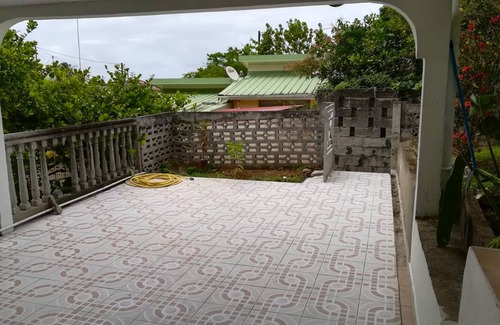 Le Lorrain House | Homerez - House 19 km away from the beach for 6 ppl. with garden at Le Lorrain