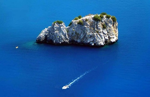 Centola House | Homerez - House 5 km away from the beach for 4 ppl. with sea view at Palinuro